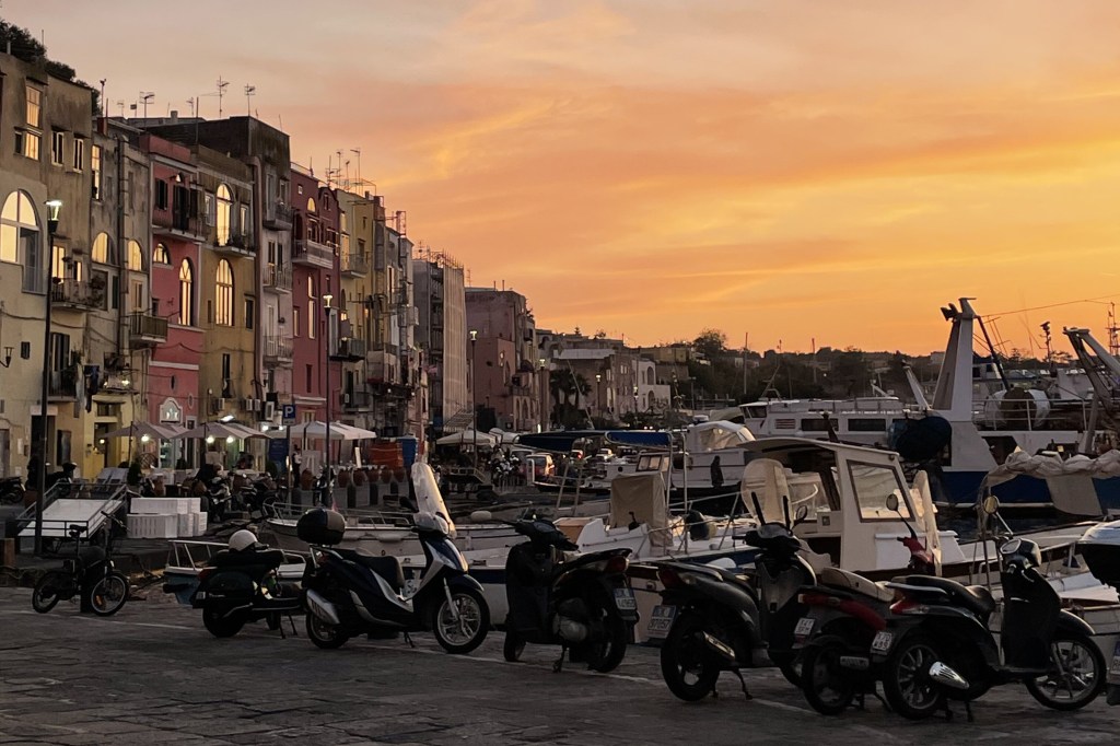 IL DOLCE FAR NIENTE A NAPOLI